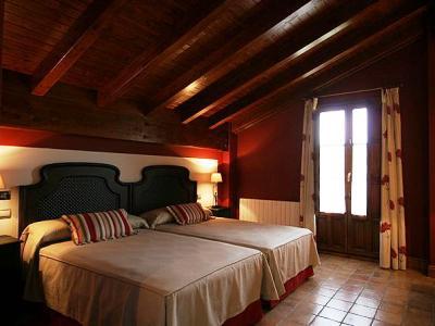 Hotel Posada La Robleda (Adults Only) Arnuero Exterior photo